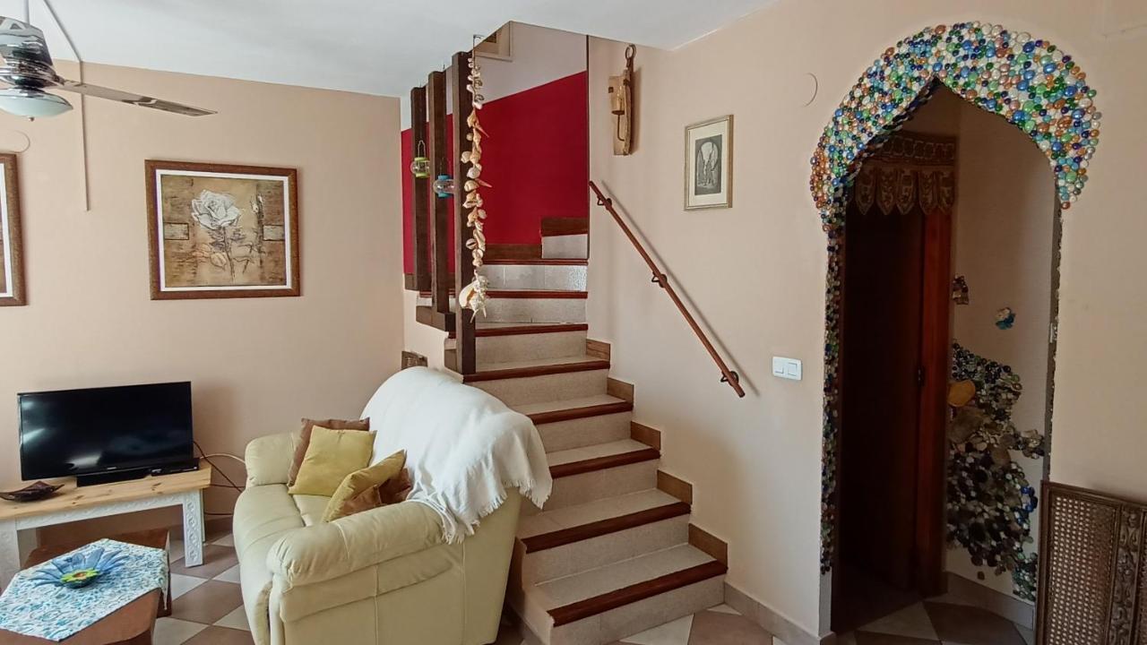 Bungalow Con Encanto, 100M2, A 800 M De La Playa El Campello Exterior photo